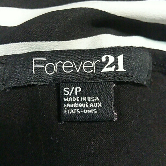 FOREVER 21 TOP. - Picture 4 of 6
